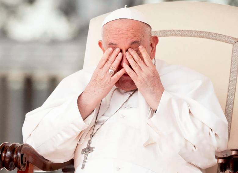 Papa Francisco fue sometido a una cirguía y canceló su agenda hasta el 18 de junio. Los médicos no reportaron complicaciones. FOTO Getty
