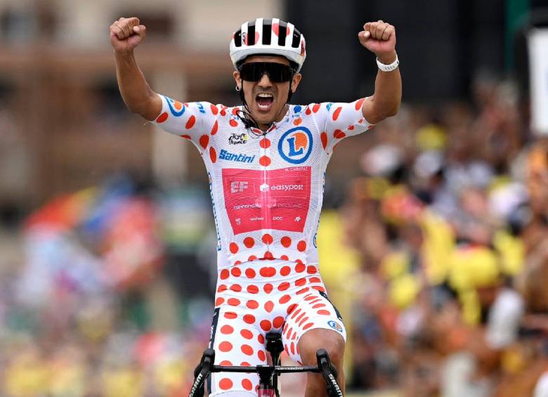 Con la de este sábado, Carapaz logró su tercera victoria en su historial en el Tour. FOTO: @TOUR DE FRANCIA
