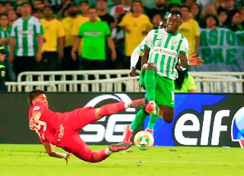 Marino Hinestroza fue considerado el mejor partido en el triunfo contra América. FOTO: Camilo Suárez