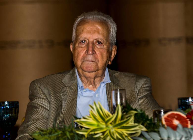 Este lunes 31 de julio de 2023 falleció el empresario Gabriel Harry Hinestroza, un líder que presidió durante 20 años la Junta de la Cámara de Comercio de Medellín. FOTO Archivo El Colombiano