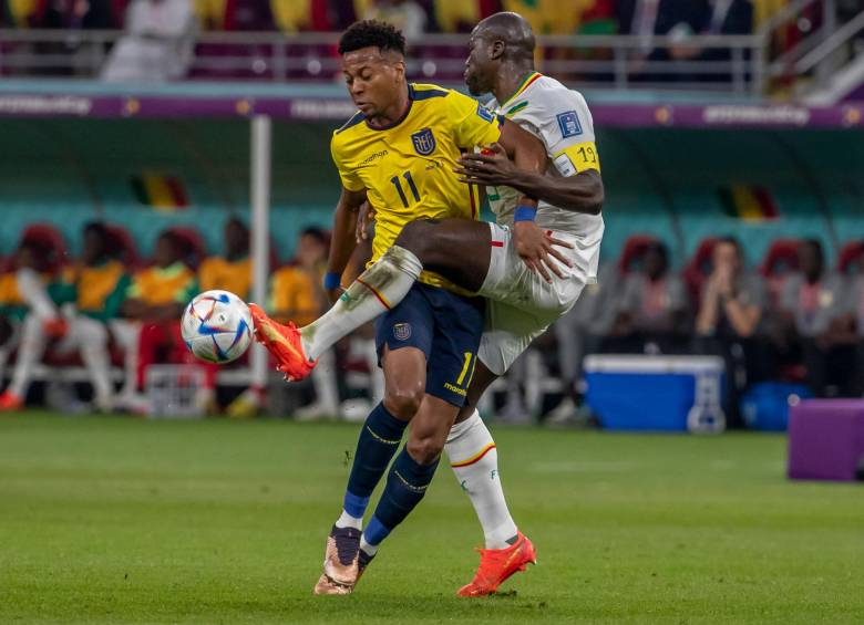 El conjunto africano abrió el marcador por intermedio de Ismaïla Sarr, a los 44 minutos. Sin embargo, en el segundo tiempo Ecuador reaccionó y alcanzó el empate con Moisés Caicedo (67’). FOTO: JUAN ANTONIO SÁNCHEZ