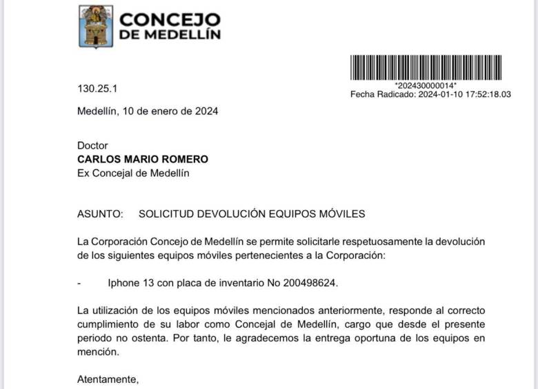 A dos exconcejales les enviaron cartas para que devolvieran celulares que son propiedad del Concejo de Medellín