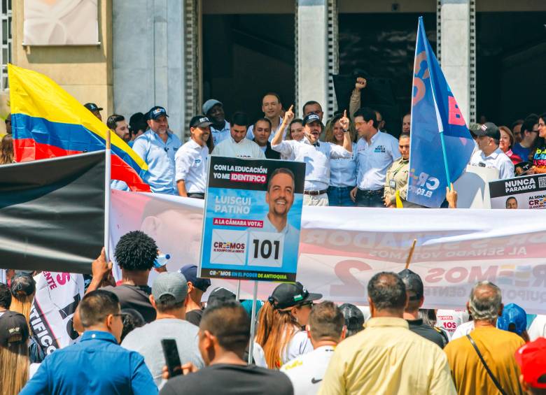 Evento político de Creemos y Abelardo de la Espriella, realizado el pasado miércoles en la Plaza Botero. FOTO CAMILO SUÁREZ