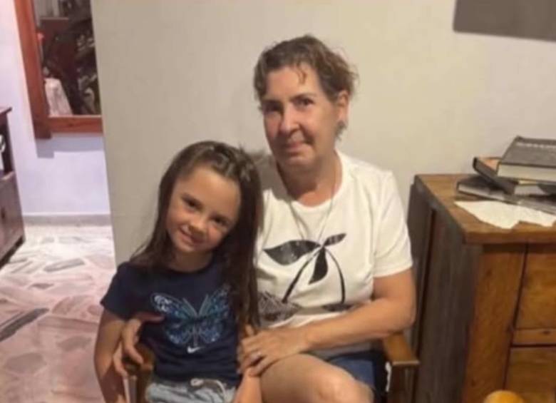 Continúa la búsqueda de Violeta Guerrero y su abuela tras el terremoto en Colombia. FOTO: Cortesía