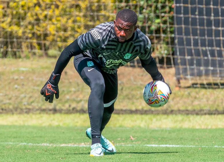 Harlen “Chipi Chipi” Castillo habló sobre la jugada de último minuto que le costó la derrota a Santa Fe frente a Nacional. FOTO JUAN ANTONIO SÁNCHEZ
