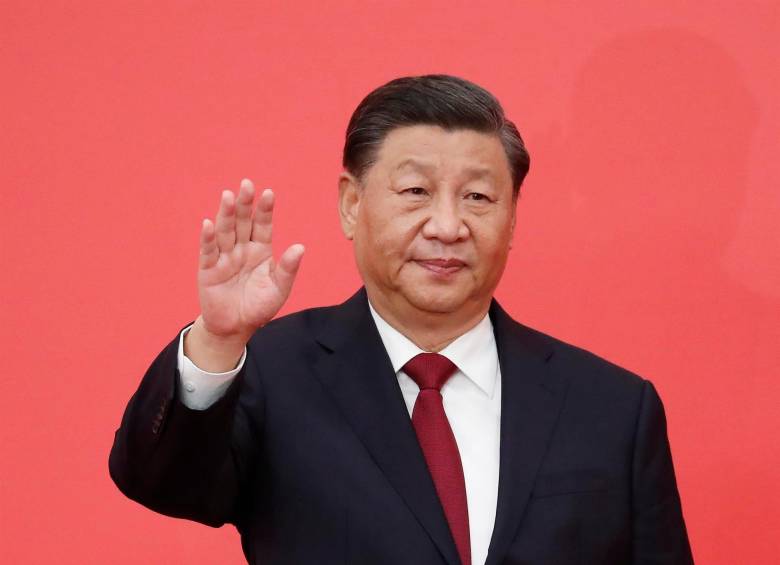 El presidente chino, Xi Jinping, se aseguró el domingo un tercer período en el poder y promovió a algunos de sus aliados más cercanos en el Partido Comunista de China. FOTO: EFE 