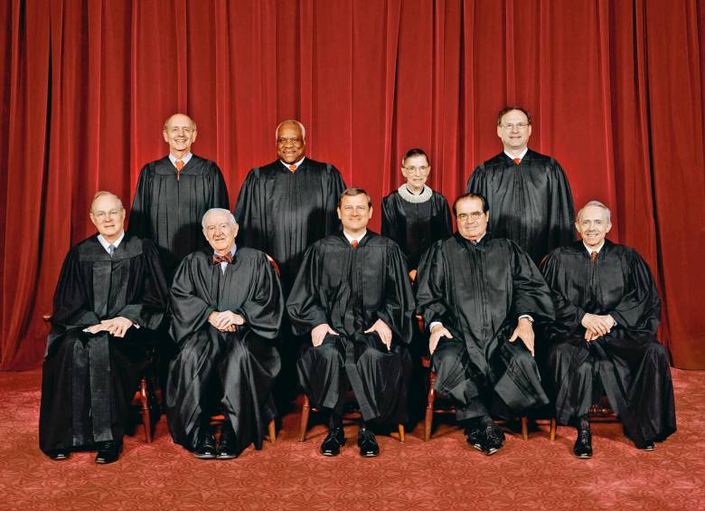 Los nueve magistrados que integran la Corte Suprema de Justicia de Estados Unidos tienen para decidir hasta el 30 de junio próximo. En el mundo de la tecnología hay susto por los alcances del fallo. FOTO Cortesía