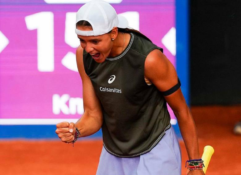 Tras llegar a semifinales en Bogotá, Emiliana Arango entrará el lunes al top-100 del ranking mundial de tenis. FOTO X- COPA COLSANITA