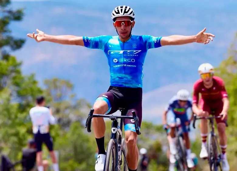 Robinson López, del GW Erco Sportfitness, fue el ganador este jueves en Mogollón y ahora es líder de la montaña en el Tour de Gila. Foto Cortesía GW Shimano