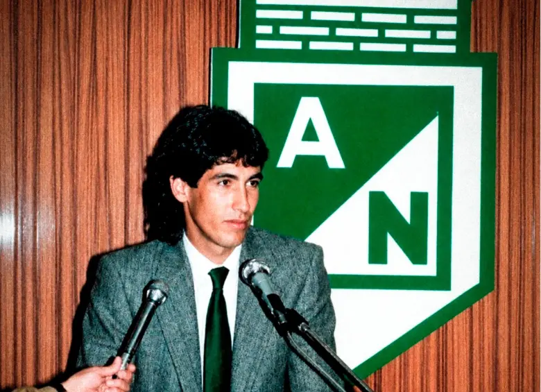Andrés Escobar en una conferencia de prensa. FOTO: Instagram Nacionaloficial