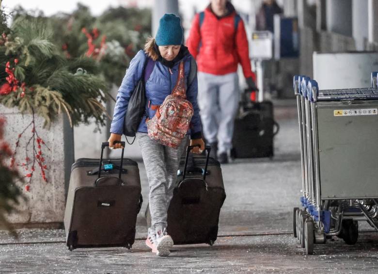 Los viajeros son los más afectados, puesto que se han cancelado, en dos días, cerca de 5.000 vuelos. FOTO: EFE