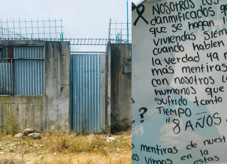 Ricardo Alegría, vocero de los damnificados, camina entre los cimientos abandonados donde algún día debía levantarse el nuevo barrio. “Aquí vivimos, aquí esperamos”, dice. FOTO Cortesía comunidad