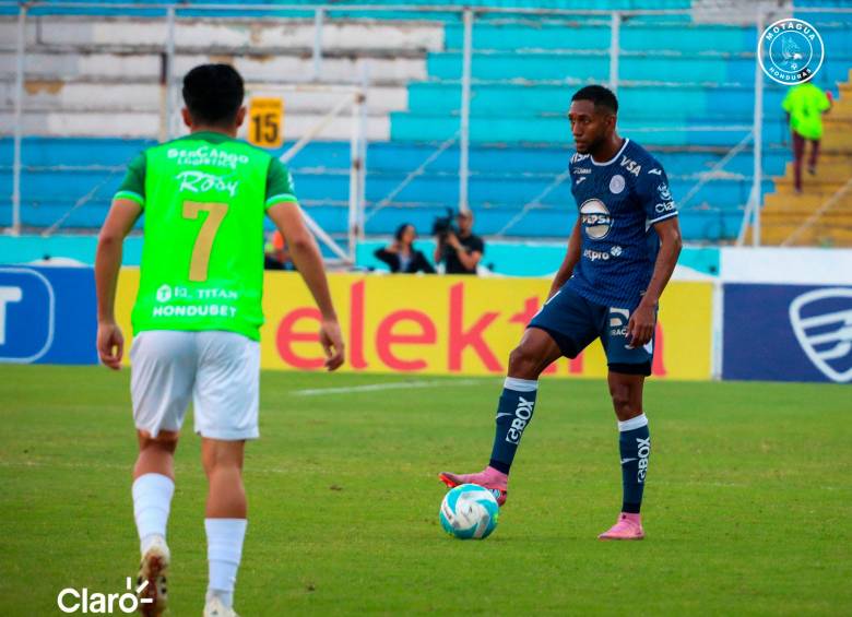 Romario Da Silva anotó 3 goles y dio 2 asistencias en la temporada 2026 de la Liga Hondubet. FOTO: X FUTBOLCLUBMOTAGUA