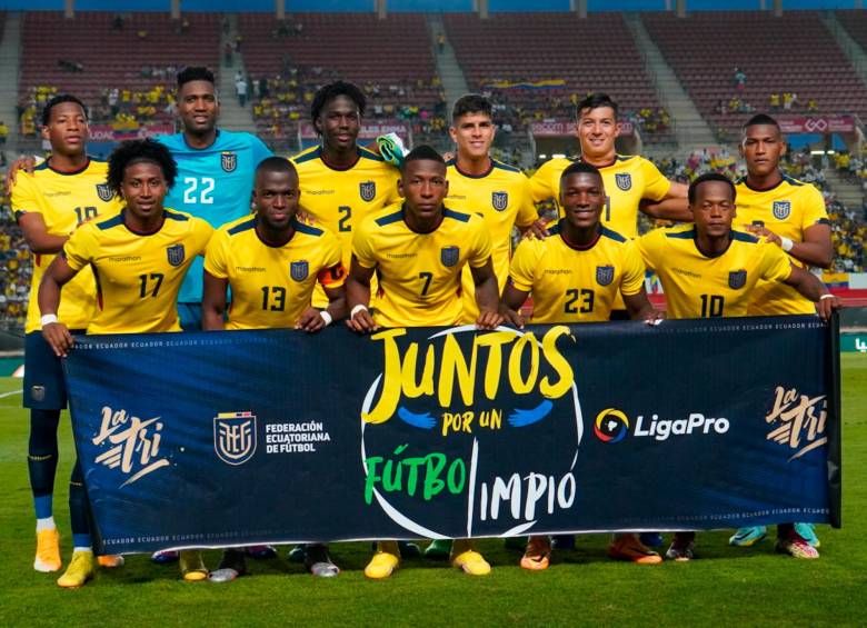 El seleccionado ecuatoriano terminó en la cuarta casilla de las eliminatorias suramericanas rumbo a Qatar 2022. FOTO: TOMADA DEL TWITTER DE @FEFecuador