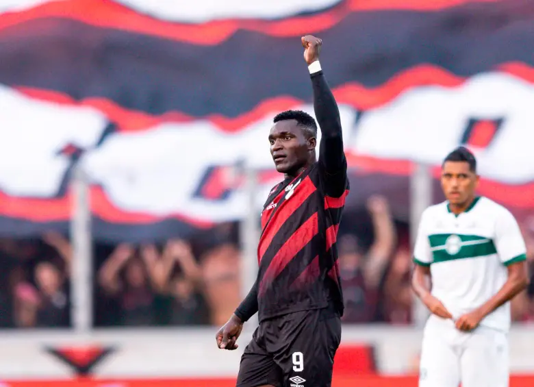 Kevin Viveros ha conseguido 3 títulos en su carrera profesional, los tres con Atlético Nacional. FOTO: GETTY