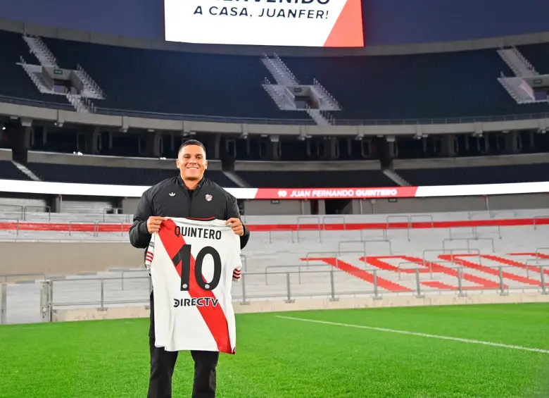 Juan Fernando Quintero es recordado en River Plate por haber marcado el gol que “destrabó” la final de la Copa Libertadores del 2018, contra Boca Juniors, en el Santiago Bernabéu. FOTO: TOMADA DEL X DE @RIVERPLATE