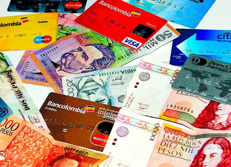 Los desembolsos de crédito en Colombia crecieron 15,4% anual a mayo de 2026, impulsados principalmente por la cartera comercial y las tarjetas de crédito, pese al aumento de las tasas de interés. FOTO EL COLOMBIANO
