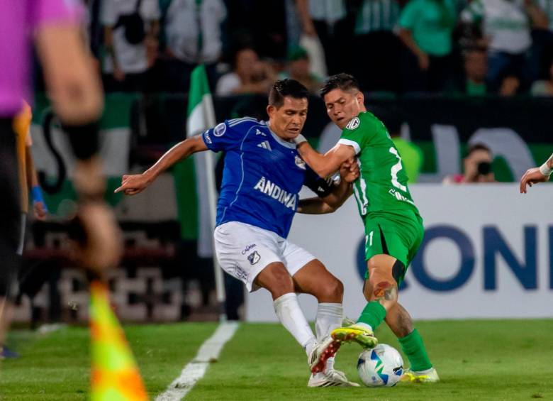 En la imagen aparecen David Macalister y Jorman Campuzano. FOTO JUAN ANTONIO SÁNCHEZ