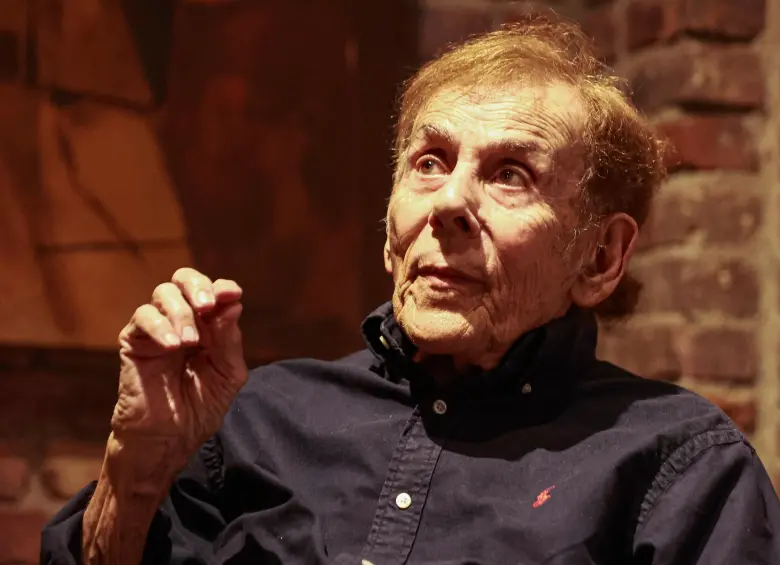 La exposición David Manzur: La leyenda de San Jorge y el Dragón estará en la galería Duque Arango hasta el 10 de Octubre. FOTO Manuel Saldarriaga.