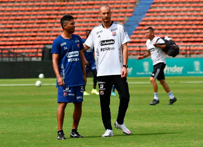 Christian Marrugo junto a David González. FOTO @dim_oficial