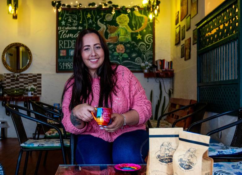 En el Cafecito de Tomás se hace un homenaje a Carrasquilla con platos como la gallina enjalmada y el “cafecito de mi Dios”. FOTO Julio Cesar Herrera. 