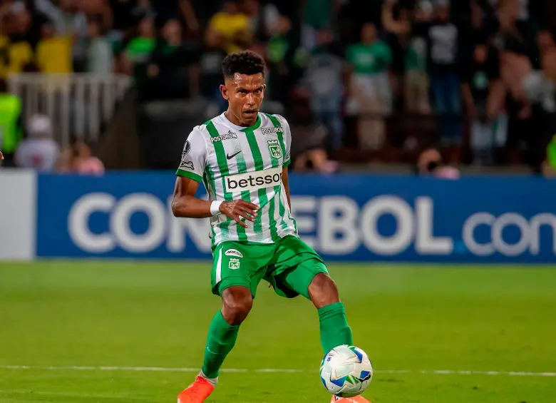 William Tesillo, zaguero central de Nacional que aportará su experiencia en esta llave. Si hay empate en los 90 minutos, se recurrirá a lanzamientos de penalti para definir la serie. FOTO Juan Antonio Sánchez