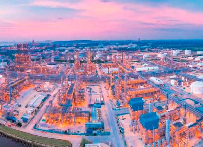 El complejo de Reficar amplía la producción de 150.000 bpd a 200.000 bpd. FOTO Colprensa.