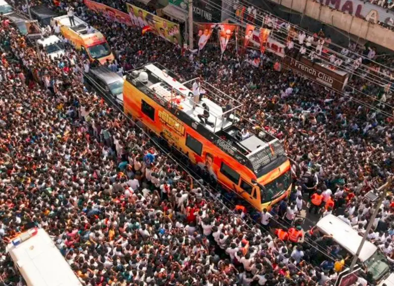 La estampida en la India dejó 36 muertos. FOTO The Hindu. 
