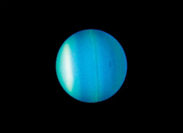 Urano emite un 15 % más de energía de la que recibe, según nuevos cálculos basados en décadas de observación y modelos atmosféricos avanzados. FOTO cortesía Nasa