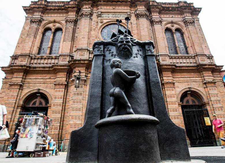 Ocho años llevaba la fuente son funcionar. FOTO: JULIO CÉSAR HERRERA
