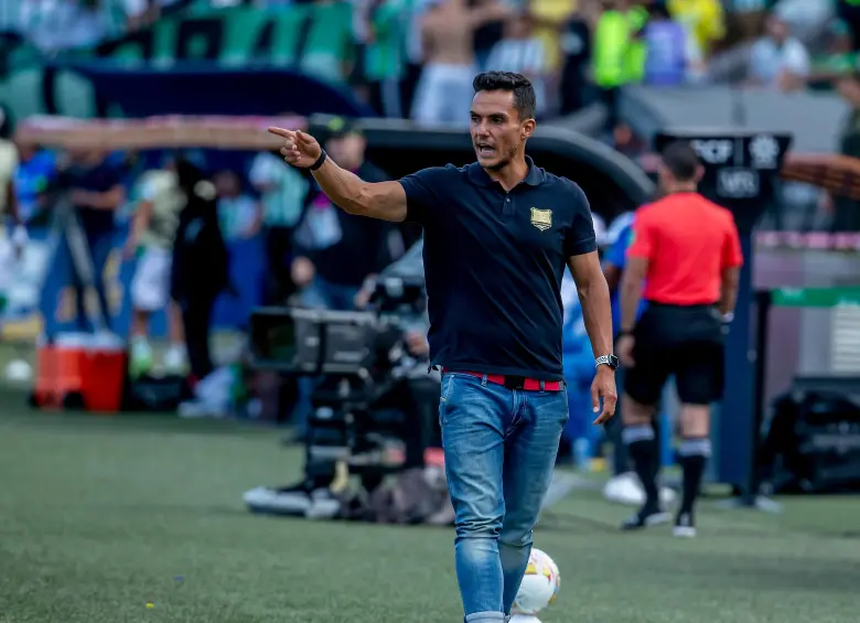 Lucas González, entrenador colombiano que llega a Nacional. FOTO JUAN ANTONIO SÁNCHEZ 