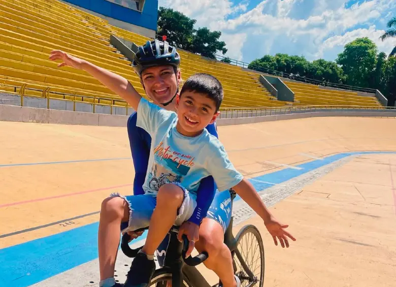 Juliana Gaviria y su hijo Maximiliano. FOTO INSTAGRAM JULIANA