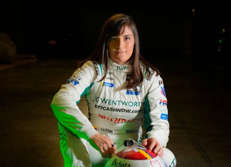 Tatiana Calderón, piloto de automovilismo colombiana que deja huella en el ámbito internacional. FOTO Cortesía Claro de la Escudería Telmex