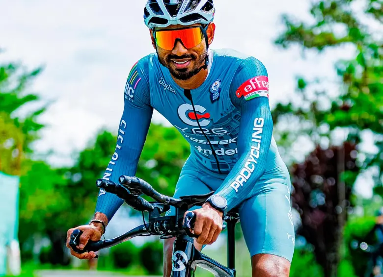 Néstor, de 38 años, siente motivación al saber que ya ha culminado otras hazañas en el deporte, y sobre todo por el apoyo que le brinda la gente en sus retos. FOTO CORTESÍA JESÚS DAVID PEÑA 