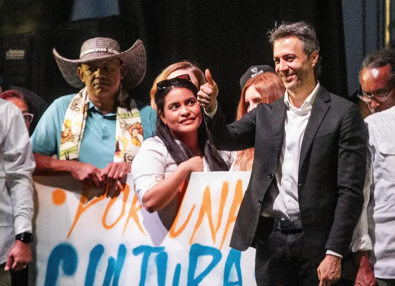 Daniel Quintero ha buscado la bendición del petrismo para seguir en su carrera a la Presidencia. Foto: Julio César Herrera Echeverri.