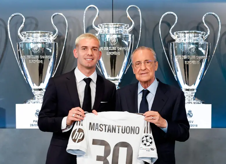 Franco Mastantuono es considerado la nueva joya del fútbol suramericano. Cumple uno de sus sueños al fichar por el Real Madrid, que preside Florentino Pérez. FOTO X-REAL MADRID