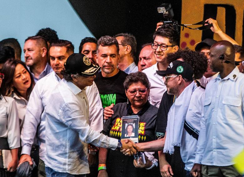 Los jefes de “la Oficina” que participaron en el “tarimazo” de Gustavo Petro en La Alpujarra, en junio de 2025, fueron trasladados este fin de semana de la cárcel de Itagüí a otras prisiones. FOTO: COLPRENSA
