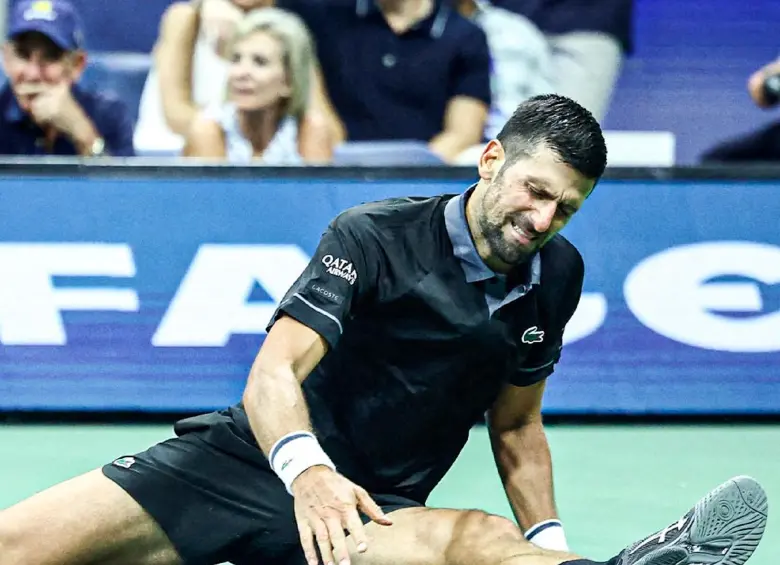 Novak Djokovic reflejó su dolor durante el partido ante Mariano Navone, afectado por las molestias físicas que terminaron condicionando su rendimiento en el US Open. FOTO GETTY