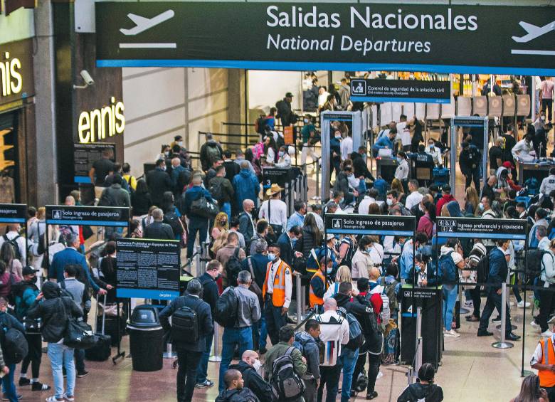 Con 13,7 millones de viajes realizados en 2024, el aeropuerto José María Córdova sobrepasó su capacidad que es de 11 millones. FOTO: Julio César Herrera