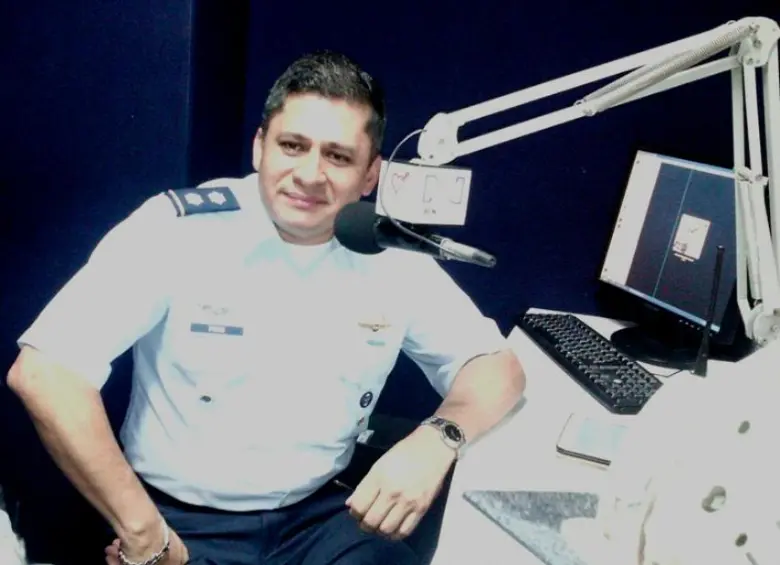 El general en retiro José Henry Pinto, exoficial de la Fuerza Aérea de Colombia. FOTO: Cortesía FAC