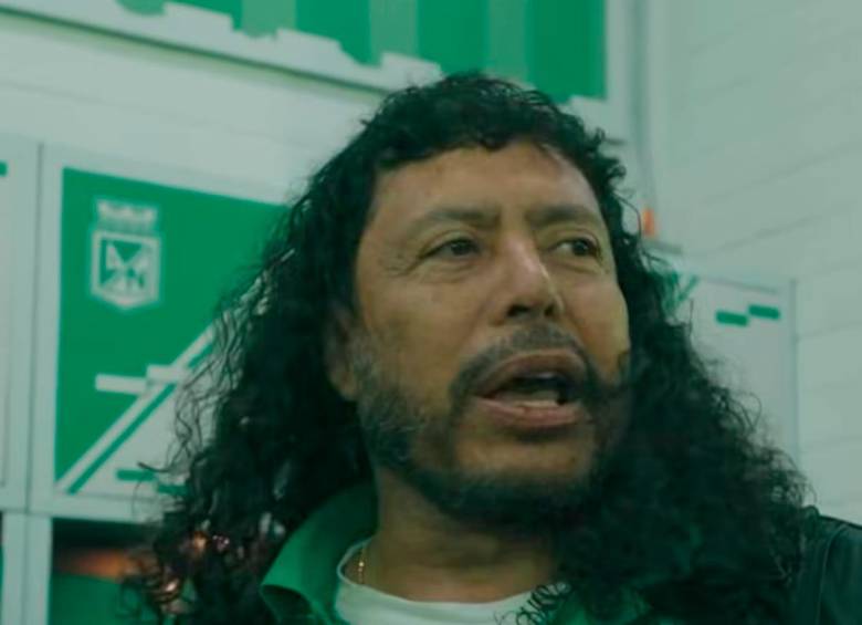 René Higuita hablando después de la arenga de James en el vestuario de Nacional. FOTO PANTALLAZO TOMADO DEL VIDEO COMPARTIDO POR ATLÉTICO NACIONAL