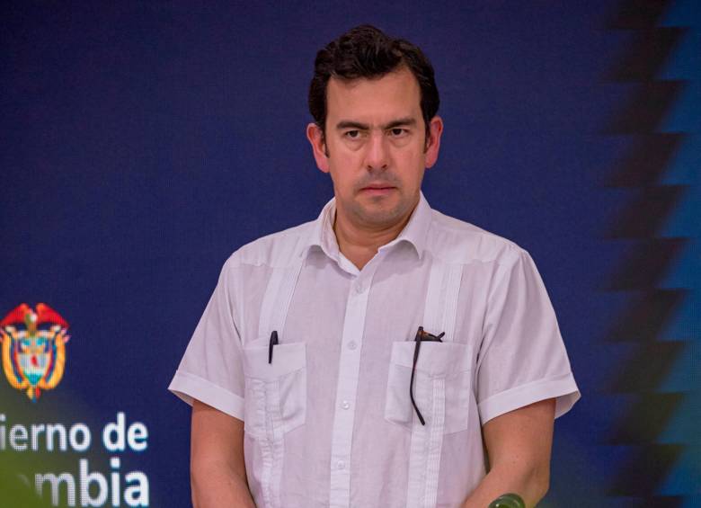 Gobierno echó para atrás contrato de exmagistrado del CNE en el MinInterior