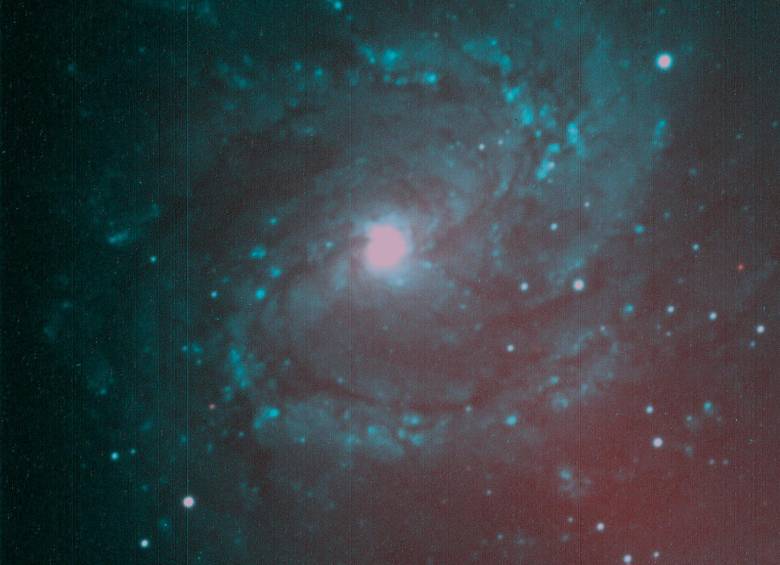 Esta es una de las imágenes recientes que capturó la cámara de la institución antioqueña para probarla. Se trata de la galaxia de los Mil Rubíes de la constelación de Hydra. FOTO instituto de física u de a. 