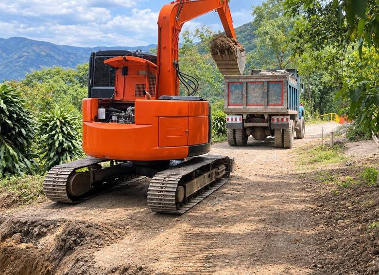 La principales restricción serán para vehículos pesados en Puente Iglesias, y el cierre en la vía Concordia – Betulia. Foto: Cortesía Gobernación de Antioquia.