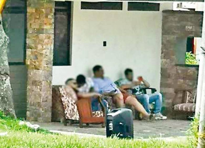 Durante las festividades de fin del año pasado, varios habitantes hicieron rumbas en el CAI de Cuatro Esquinas. FOTO: Cortesía Diarioriente.