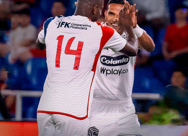 Medellín mostró solidez defensiva y eficacia en ataque para liderar el Grupo A de manera invicta (14 puntos). Contra América igualó 1-1 en el Pascual en la fecha final de los cuadrangulares. FOTO @DIM_Oficial