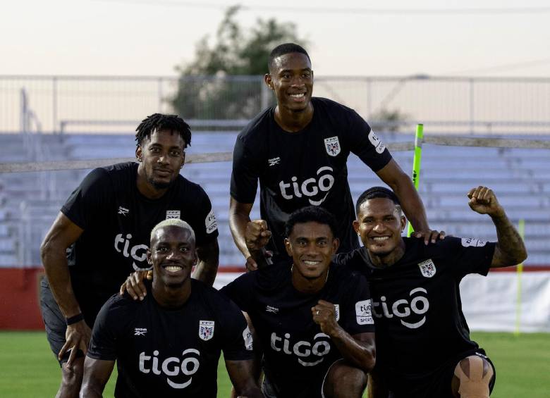 Entre los jugadores de la Selección de Panamá ronda el entusiasmo para enfrentar este sábado a Colombia. FOTO X-@fepafut