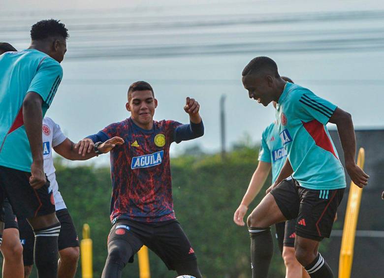 La Selección Colombia Sub 20 continúa concentrada en territorio vallecaucano, donde se cumple la primera fase de este certamen. FOTO: FCF 