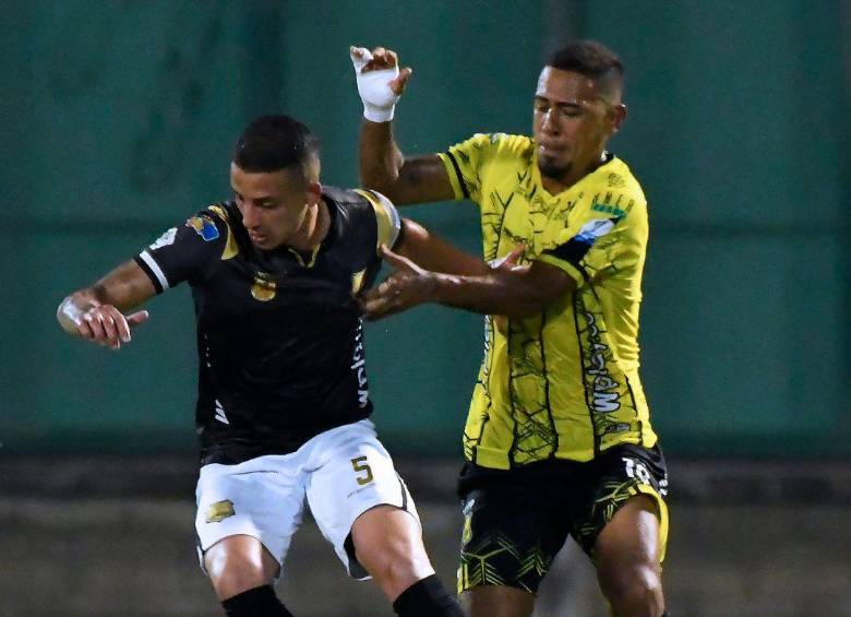 Alianza logró la victoria 2-1 ante Águilas Doradas que perdió a su arquero Juan David Valencia por lesión. FOTO CORTESÍA DIMAYOR 