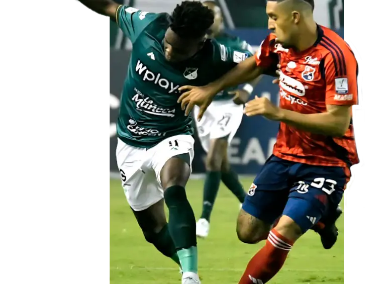El DIM tuvo durante el primer semestre del año la mejor defensa del torneo colombiano. En Palmira, contra Deportivo Cali, se mostró sólido. Daniel Londoño es uno de los pilares de esa zona del campo. FOTO colprensa